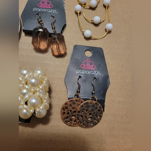 Jewelry Lot Costume Accessory Fashion Bracelets Necklace Earrings - Picture 6 of 7